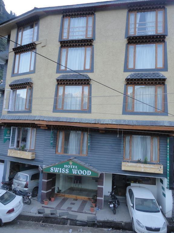 Swiss Wood Hotel Manāli Exterior foto